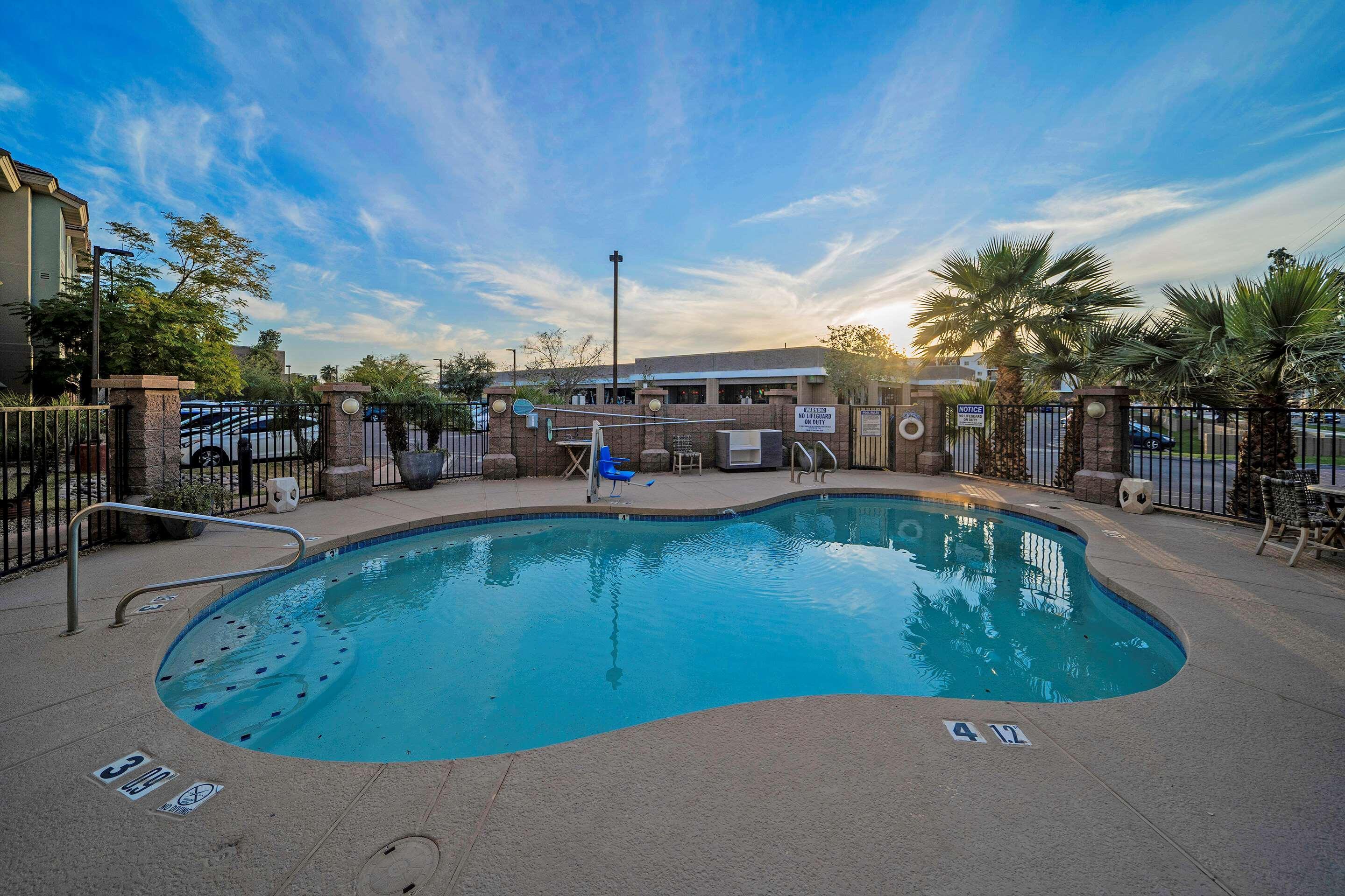 La Quinta Inn & Suites By Wyndham Tempe University, Phoenix Eksteriør bilde