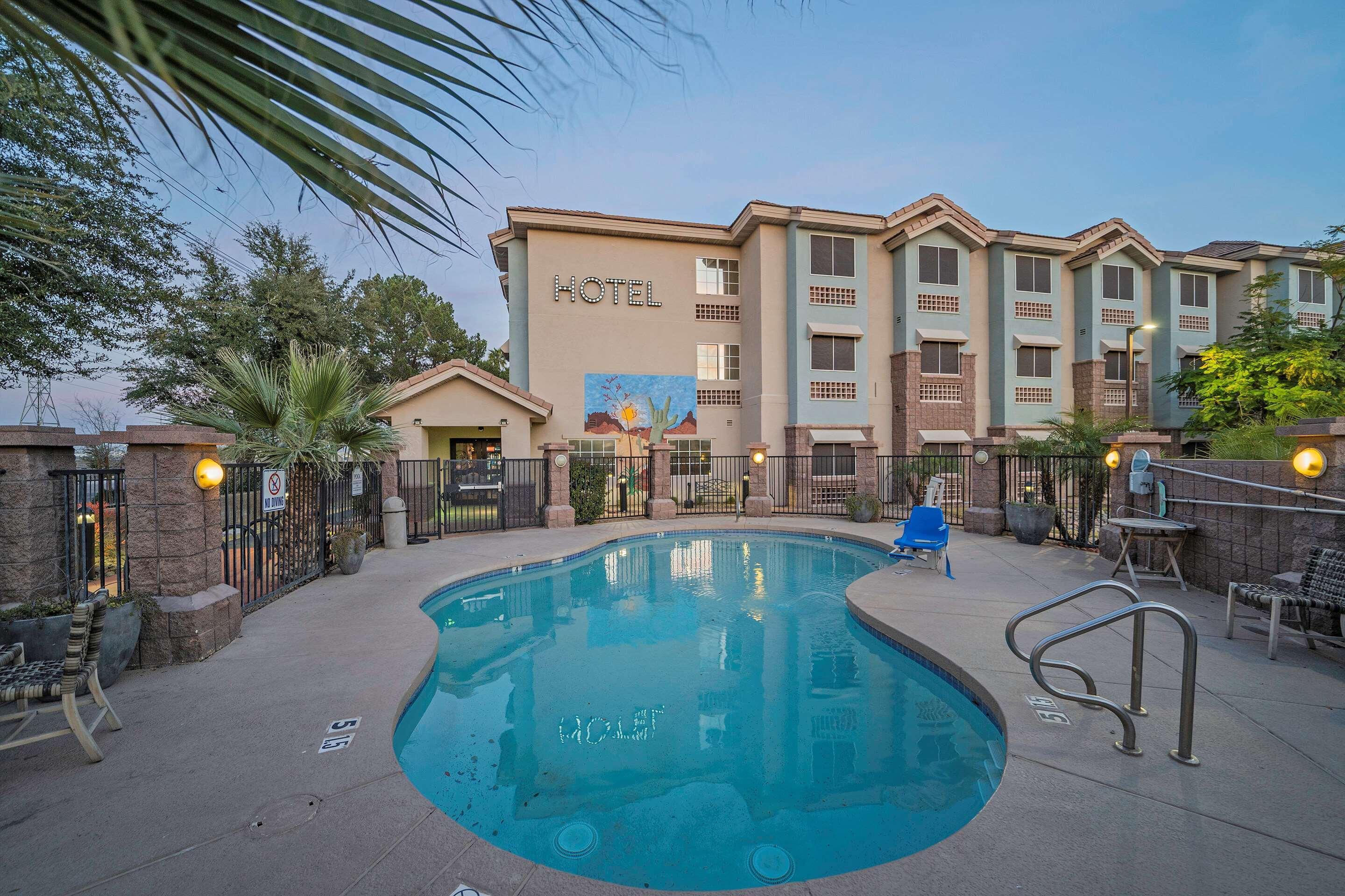 La Quinta Inn & Suites By Wyndham Tempe University, Phoenix Eksteriør bilde