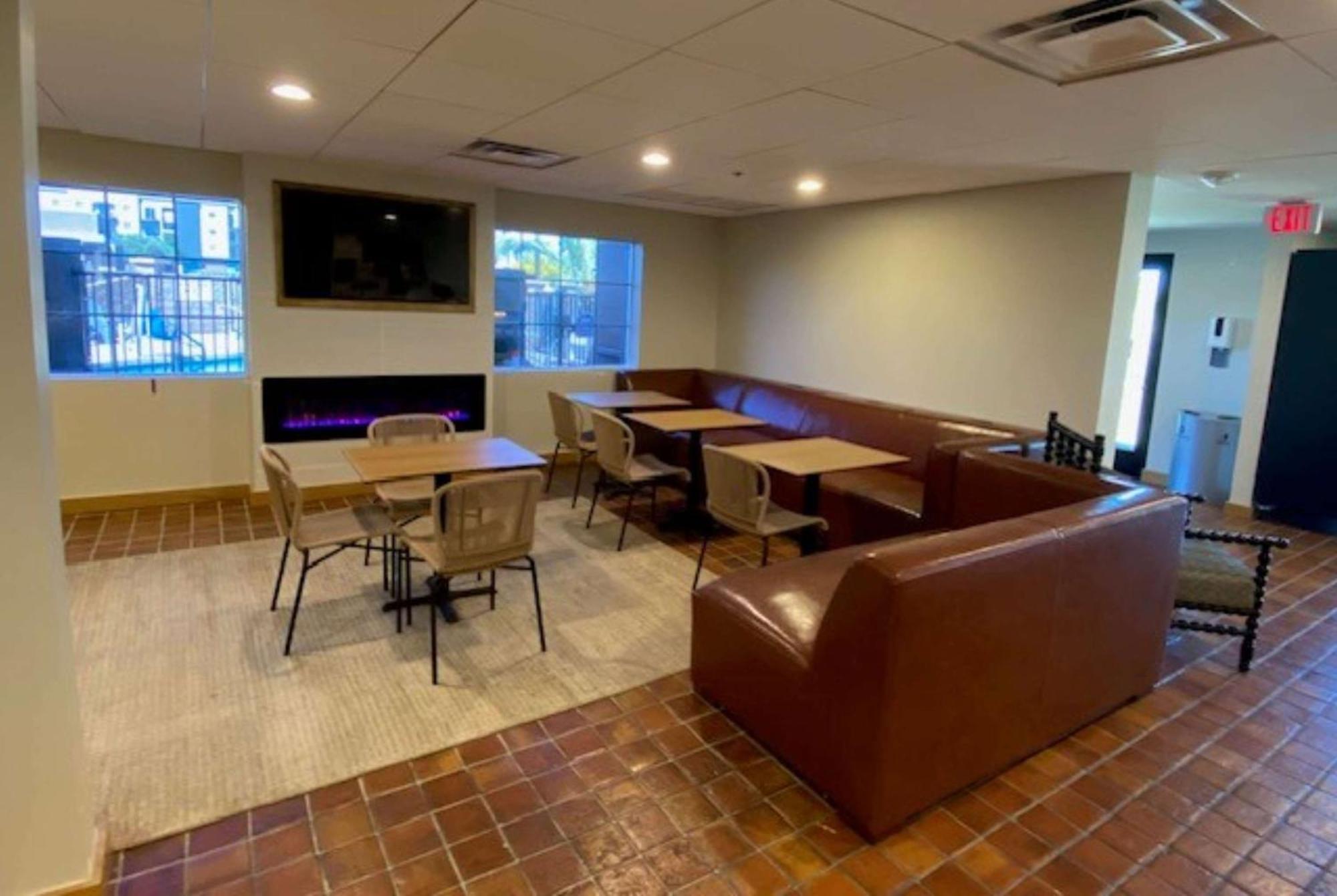 La Quinta Inn & Suites By Wyndham Tempe University, Phoenix Eksteriør bilde